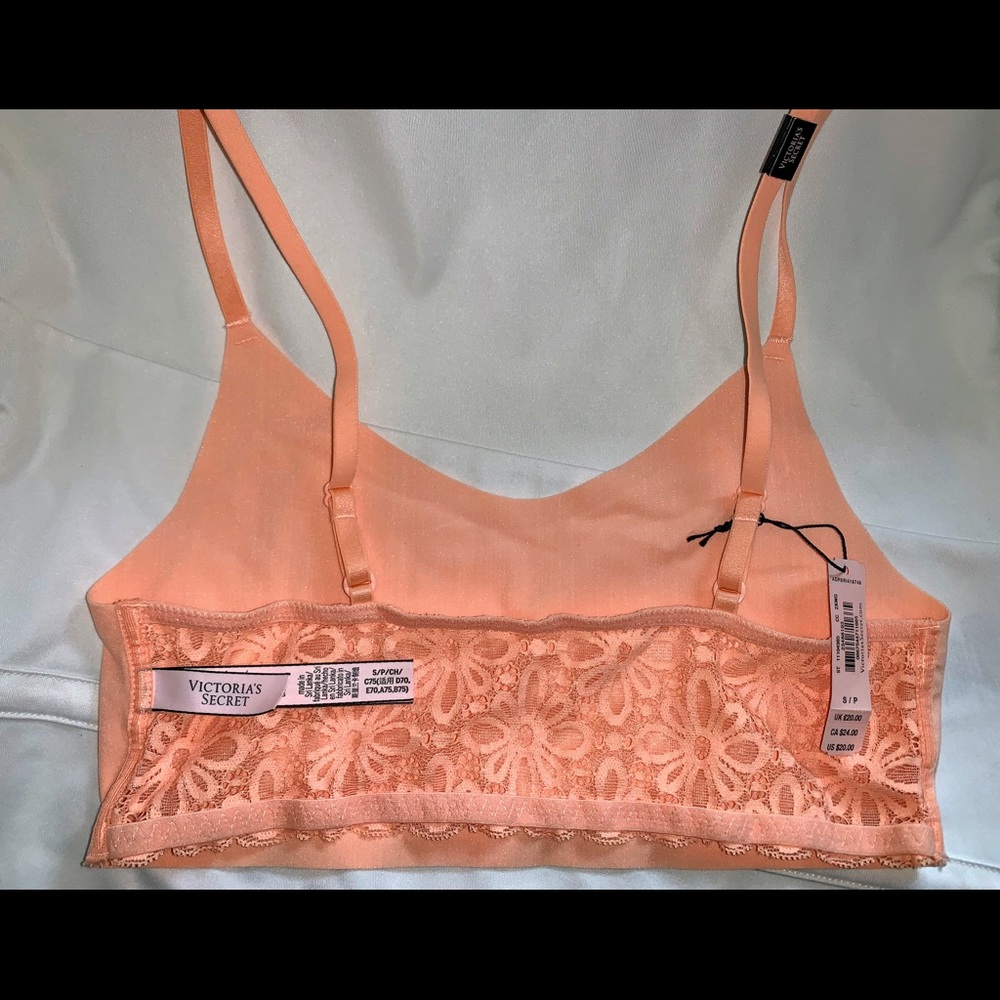 Victoria’s Secret lace bralette